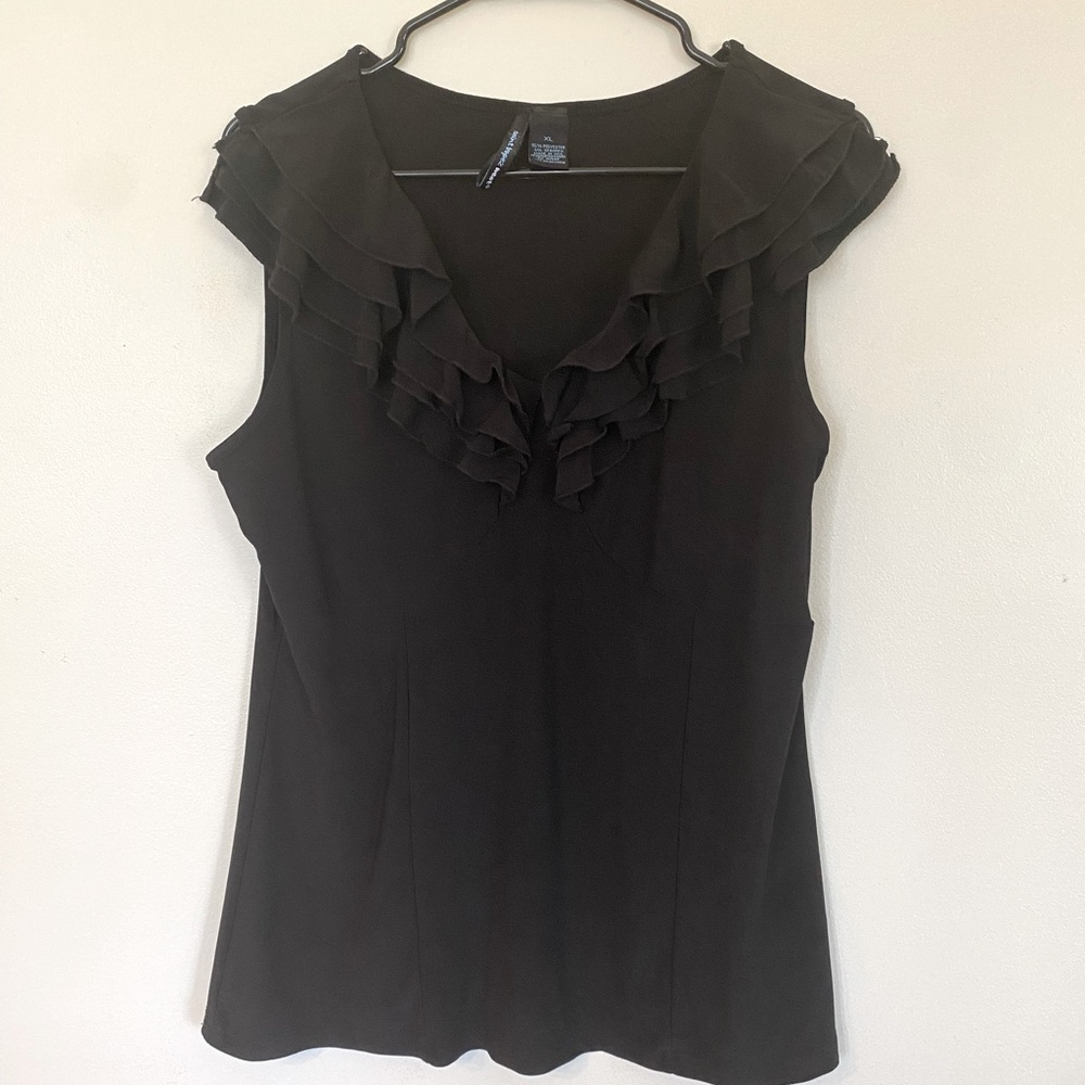 Ruffle v-neck black tank